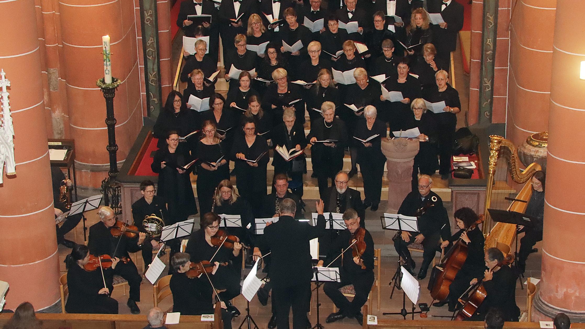 Chor der Wendalinusbasilika bei einem Konzert